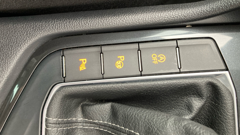 Volkswagen Tiguan 2.0 TDI R-Line 5dr DSG Diesel Estate